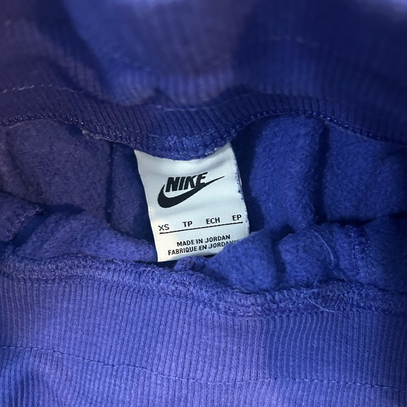 Nike Blue/purple Jogger Pants
Size XS - Picture 3 of 7